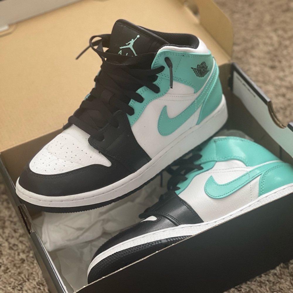 AIR JORDAN 1 MID (GS)